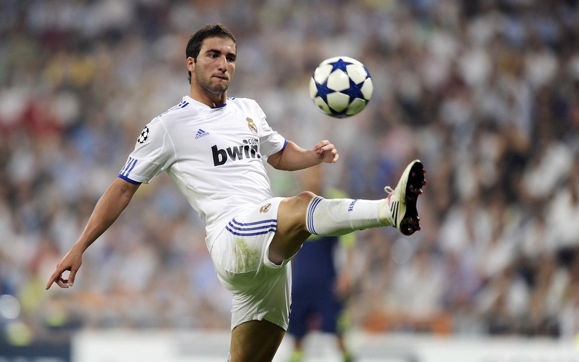 体育新闻中心今日盘点，最新的体育新闻报道在哪看