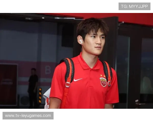 上港盯上刘祝润？申花续约困难，冬窗或大变天